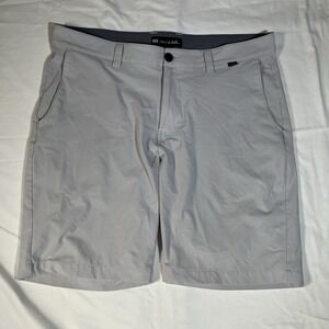 Travis Mathew Shorts Mens 36 Gray Chino Athletic Stretch Golf Sporty Preppy Pant